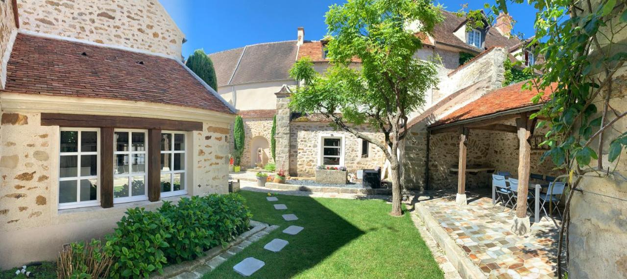 La Maison D'Emilie - Appartements Chaumes-en-Brie Экстерьер фото